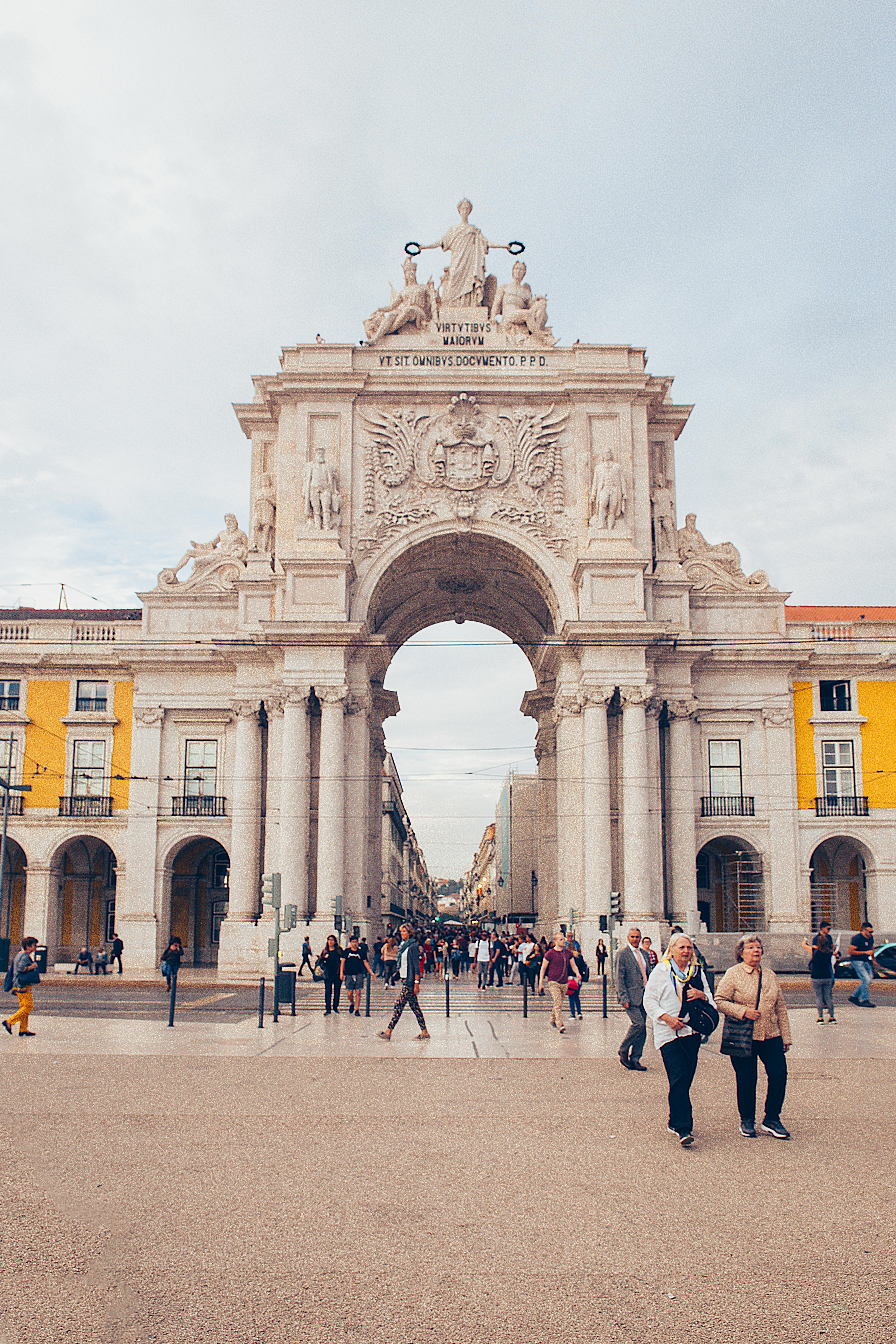Arco da Rua Augusta in Lisbon Portugal Ask